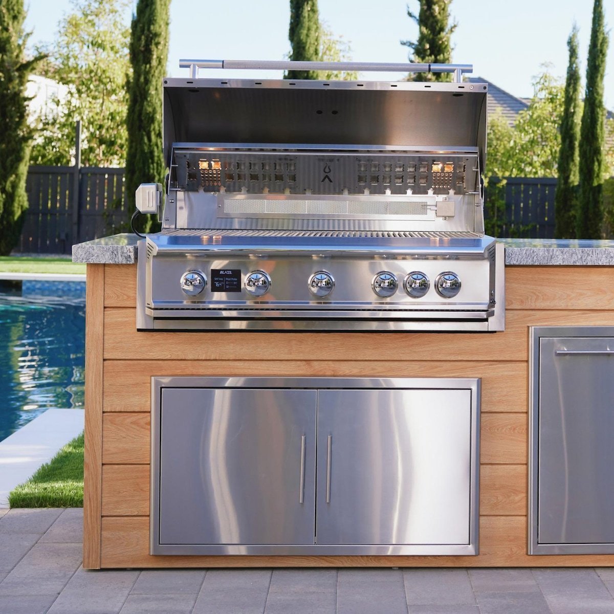 Blaze LTE PRO Built-In 5-Burner Gas Grill - Image 4