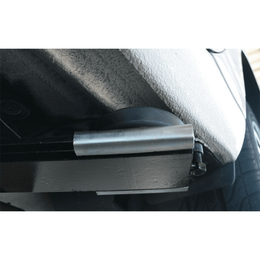 BendPak LR-60 6000 Lb. Capacity Low-Rise Hydraulic Scissor Car Lift - Image 3